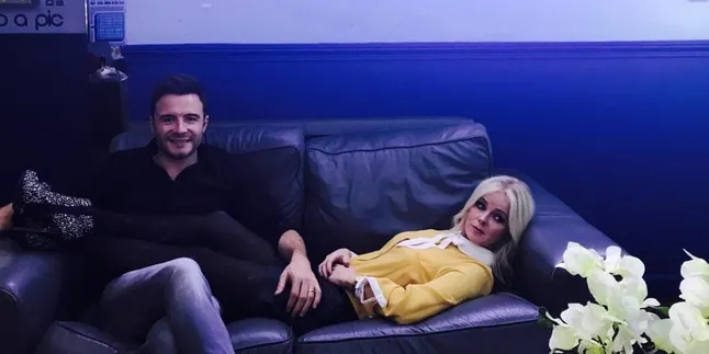 Istri Shane Filan Dinyatakan Bangkrut Oleh Pengadilan Karena Hutang Bank Miliaran