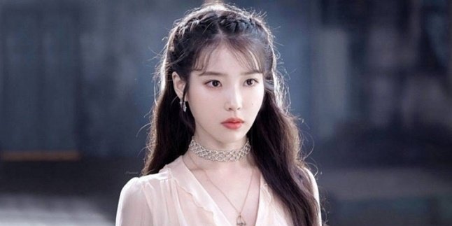 IU Gives 5 Dating Tips for Guys During Courtship, Interested in Trying?