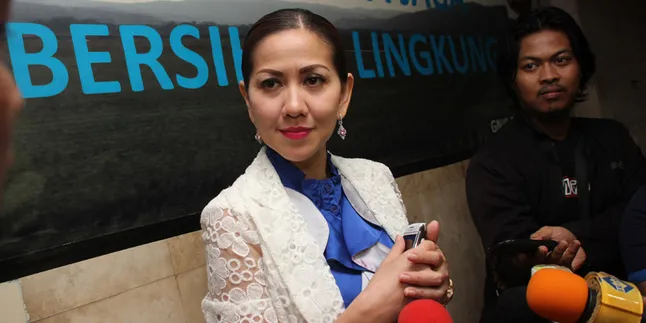 Ivan Fadilla Sering Pakaikan Venna Melinda Sepatu