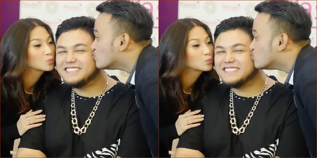 Ivan Gunawan Berikan Cincin Berlian Untuk Ruben dan Sarwendah Ivan Gunawan Berikan Cincin Berlian Untuk Ruben dan Sarwendah