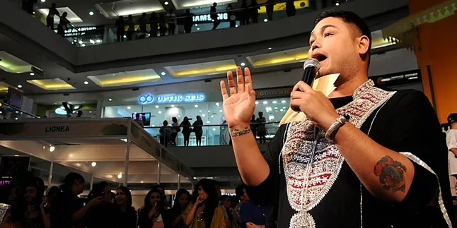 Ivan Gunawan: Saya Nggak Pengen Jadi Pacar Ayu Ting Ting Ivan Gunawan: Saya Nggak Pengen Jadi Pacar Ayu Ting Ting