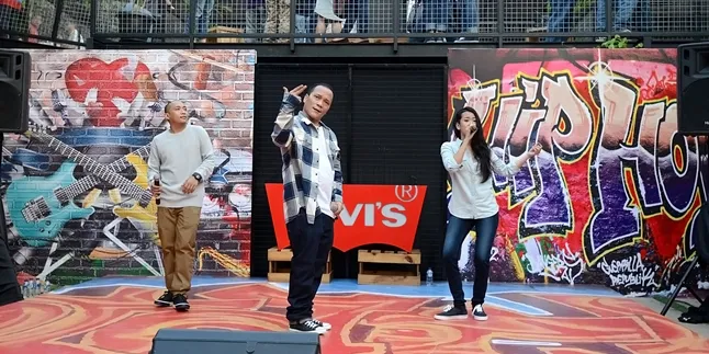 Iwa K dan Wikan Resminingtyas Berbagi Informasi Soal Sneakers