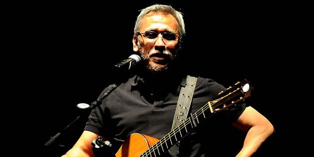 Iwan Fals Gelar Konser HUT Oi Yang ke-14