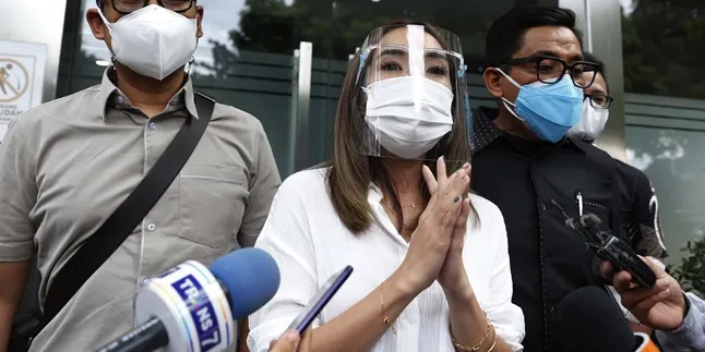 Izin, Gisella Anastasia Tak Penuhi Panggilan Polda Metro Jaya Terkait Video Syur Izin, Gisella Anastasia Tak Penuhi Panggilan Polda Metro Jaya Terkait Video Syur