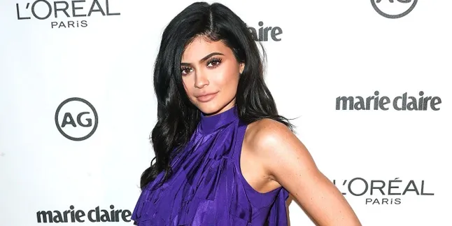 Jadi Boneka Barbie, Kylie Jenner Mengaku Operasi Plastik?