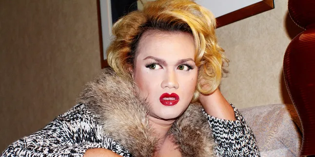 Jadi Ciri Khas, Tata Liem Pertahankan Rambut Blonde