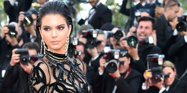 Jadi Cover Vogue , Bukti Kendall Jenner Model Paling Hot Saat Ini Jadi Cover Vogue , Bukti Kendall Jenner Model Paling Hot Saat Ini