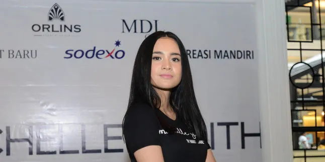 Jadi Desainer Pakaian, Michelle Ziudith Belajar Secara Otodidak Jadi Desainer Pakaian, Michelle Ziudith Belajar Secara Otodidak