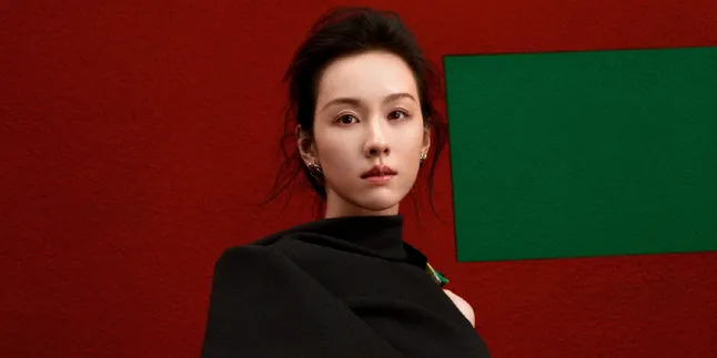 Becoming a LOEWE Ambassador, Chen Duling Shines on the Cover of Marie Claire NOW Spring 2026