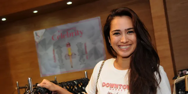 Jadi Hostess, Alexandra Gottardo Tak Takut Imej Rusak