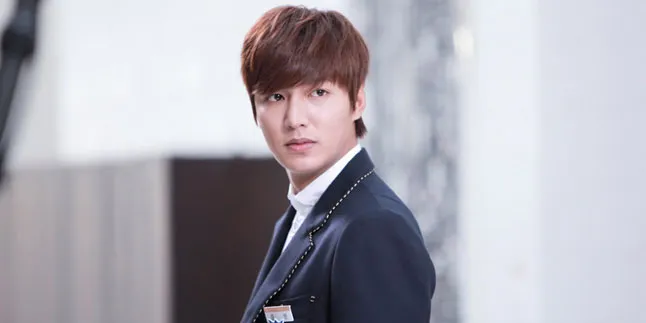Jadi Jaksa di Teaser 'Legend of The Blue Sea', Lee Min Ho Ganteng Jadi Jaksa di Teaser 'Legend of The Blue Sea', Lee Min Ho Ganteng
