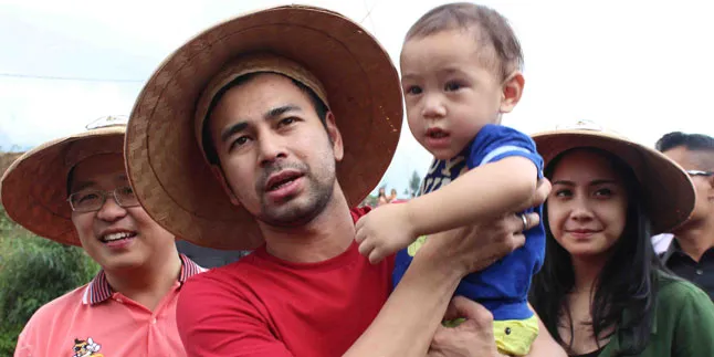 Jadi Juragan Keripik, Raffi Ahmad Berburu Kentang ke Petani Batu Jadi Juragan Keripik, Raffi Ahmad Berburu Kentang ke Petani Batu