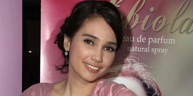 Jadi Juri Majalah Pria Dewasa, Febby Febiola Temui Kendala