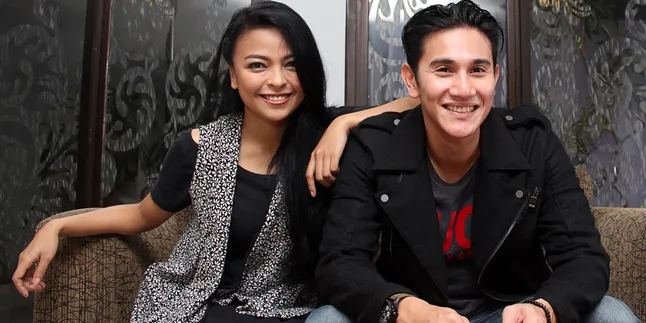 Jadi 'Kekasih' Vino G Bastian, Tantri Kotak Canggung Jadi 'Kekasih' Vino G Bastian, Tantri Kotak Canggung