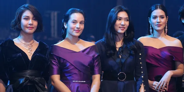 Jadi Kiblat Fashion, Ini Rahasia Artis Indonesia Tampil Memesona Berkat Warna Ungu