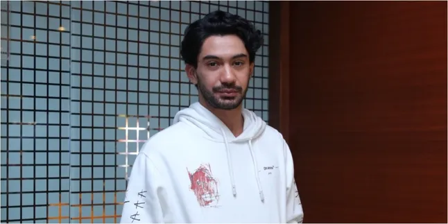 Jadi Korban Perundungan, Reza Rahadian Dipanggil Monyet Karena Badan Berbulu