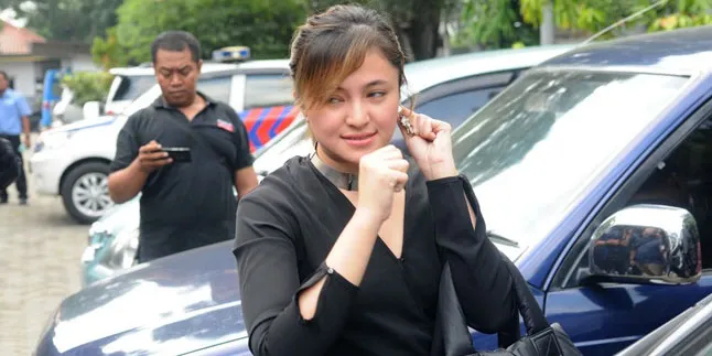 Jadi Pemakai Narkoba & Selingkuh, Marshanda Justru Didukung Pacar