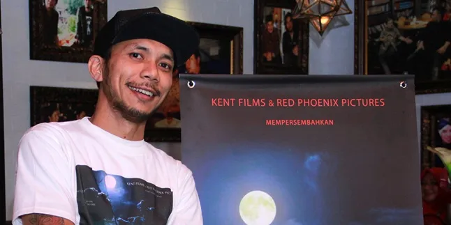 Jadi Pengamen di Kalibata, Norman Kamaru Raih Rp 12 Ribu