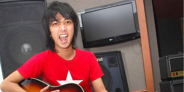 Jadi Pengusaha Sushi, Bojes AFI Produksi Musiknya Sendiri