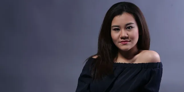 Jadi Penyanyi, Aaliyah Massaid Dipaksa Oleh Reza Artamevia? Jadi Penyanyi, Aaliyah Massaid Dipaksa Oleh Reza Artamevia?