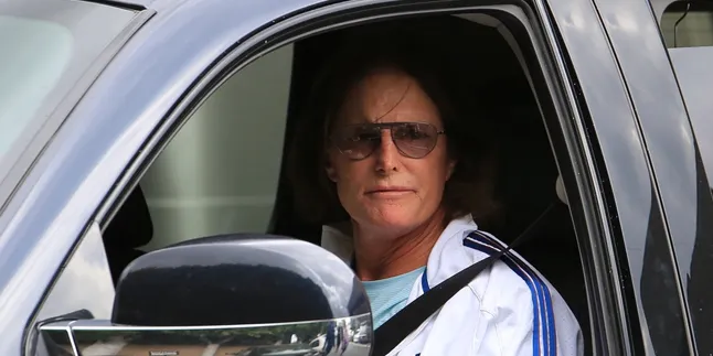 Jadi Perempuan, Caitlyn Jenner Kenang Momen Dengan Mantan Istri