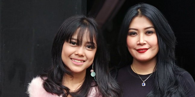 Jadi Produser, Pedangdut Rere Reina Orbitkan Penyanyi Muda Berbakat