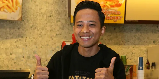 Jadi Tersangka, Puluhan Warga Apartemen Dukung Acho