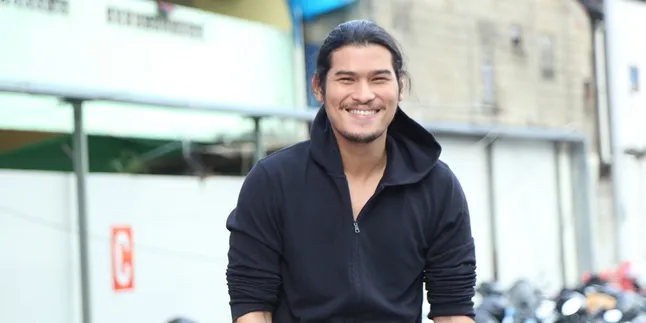 Jadwal Manggung Padat, Virzha Lebih Pilih Nonton TV Lewat Streaming Jadwal Manggung Padat, Virzha Lebih Pilih Nonton TV Lewat Streaming