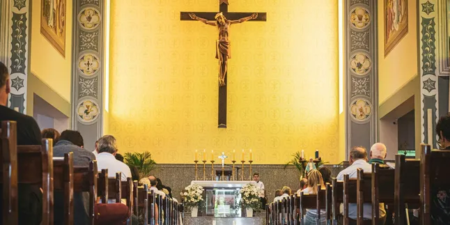 Jadwal Misa Kamis Putih di Surabaya Kamis 17 April 2025, Cek Lokasi dan Waktu Pelaksanaannya