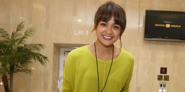 Jadwal Padat, Nirina Zubir Ngaku Selalu Kangen Anak di Rumah