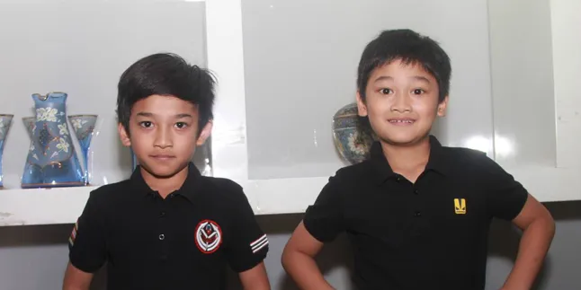 Jago Tirukan Gaya Warkop DKI, 2 Bocah Cilik Ini Jadi Populer