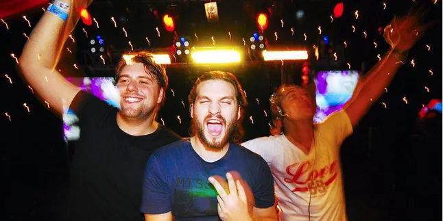 Jakarta Banjir, Konser Swedish House Mafia Tetap Digelar Jakarta Banjir, Konser Swedish House Mafia Tetap Digelar