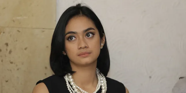 Jakarta Banjir, Siapa Yang Salah di Mata Ayudia Bing Slamet? Jakarta Banjir, Siapa Yang Salah di Mata Ayudia Bing Slamet?