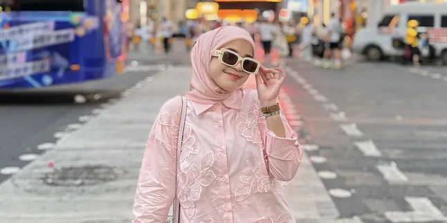 Jalan Panjang Kesuksesan Konten Kreator Madame Malla, Bisnisnya Pernah Nyaris Gulung Tikar