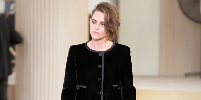 Jalani Pemotretan, Kristen Stewart Tampil Pucat & 'Berantakan'