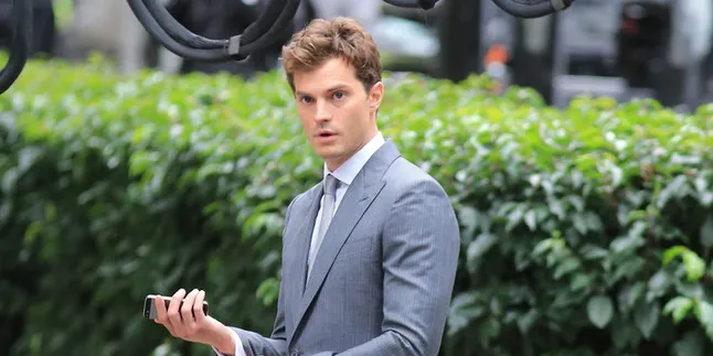 Jamie Dornan: Adegan Panas '50 SHADES' Bukan Barang Aneh! Jamie Dornan: Adegan Panas '50 SHADES' Bukan Barang Aneh!