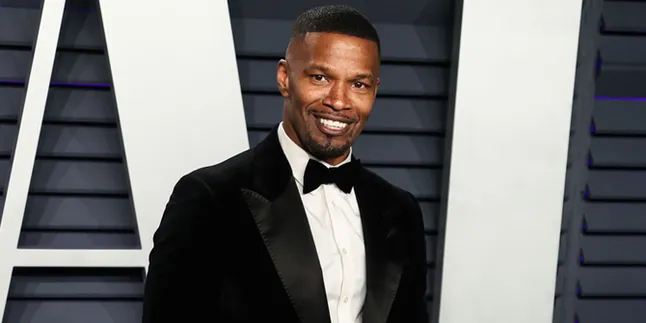 Jamie Foxx Bantah Tuduhan Selingkuh & Pacaran dengan Sela Vave