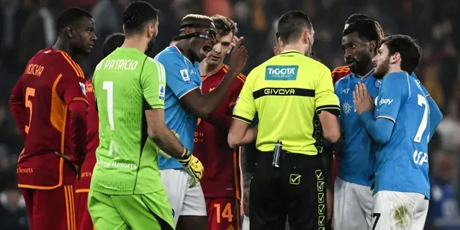 Jangan Lewatkan! Link Live Streaming Napoli vs AS Roma Serie A 25 November 2024