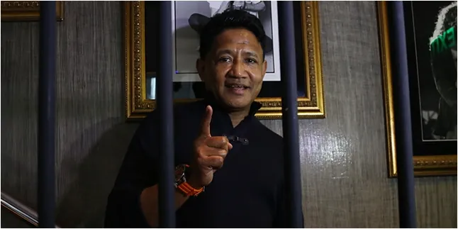 Jangan Lewatkan Live Streaming #KLYLounge with Andre Hehanusa