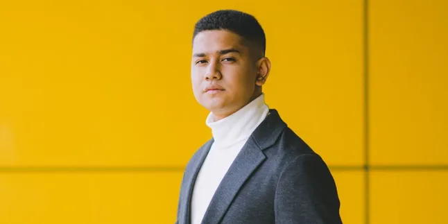 Jarang Pulang, Ternyata Syakir Daulay Sedang Membuat Sebuah Film Bioskop Berjudul IMAM TANPA MAKMUM Jarang Pulang, Ternyata Syakir Daulay Sedang Membuat Sebuah Film Bioskop Berjudul IMAM TANPA MAKMUM