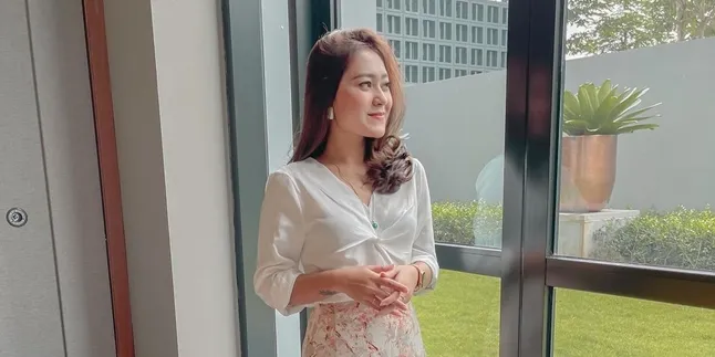 Jarang Terlihat di TV, Vita Alvia Kerap Manjakan Follower Instagram