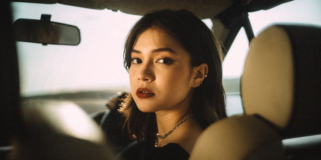 Jasmine Nadya Expresses Regret in Her Latest Single "Sorry I Phone You"