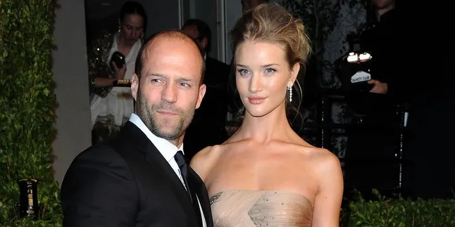 Jason Statham - Rosie Huntington-Whiteley Putus Jason Statham - Rosie Huntington-Whiteley Putus