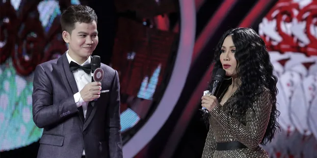 Jatuh Cinta Dengan Penampilannya, Rita Sugiarto Sampai Buatkan Lagu Untuk Faul Jatuh Cinta Dengan Penampilannya, Rita Sugiarto Sampai Buatkan Lagu Untuk Faul