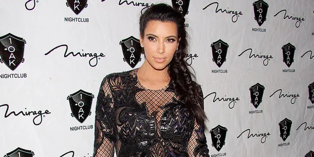 Jatuh Cinta Lagi! Kim Kardashian Berpaling Dari Kanye West?