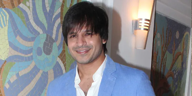Jauh Dari Kesan Mewah, Ini Potret Sederhana Keluarga Vivek Oberoi Jauh Dari Kesan Mewah, Ini Potret Sederhana Keluarga Vivek Oberoi