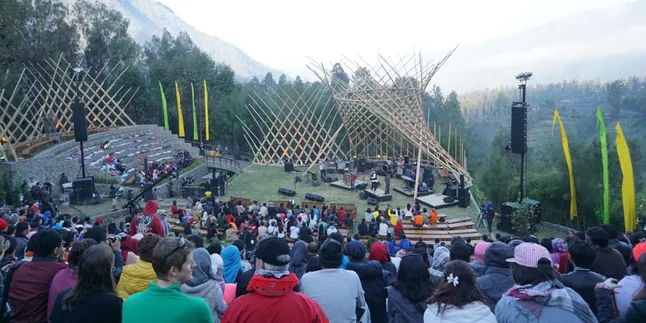 Jazz Gunung Bromo, Padukan Alam Indah dan Musik Yang Bergelora