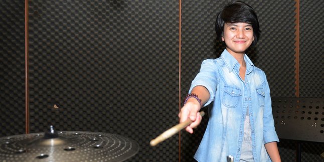 Jeane Phialsa, Sudah Tertarik Drum Sejak Umur 5 Tahun