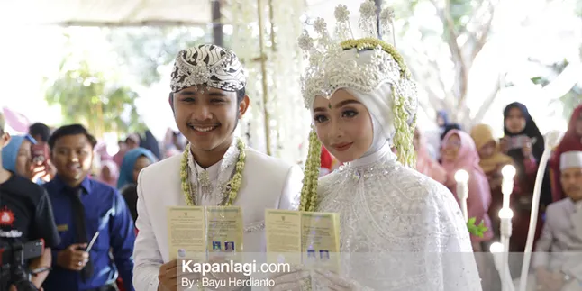 Jelang Akad Nikah, Ega Noviantika dan Rafly Tiba-Tiba Merasa Gugup Jelang Akad Nikah, Ega Noviantika dan Rafly Tiba-Tiba Merasa Gugup