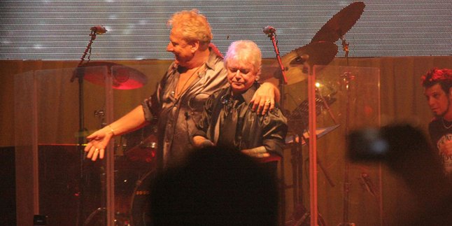 Jelang Konser di Indonesia, Air Supply Sapa Penggemar